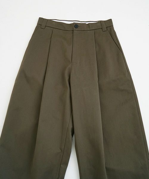 STUDIONICHOLSON スタジオニコルソン.VOLUME PLEAT PANTS[SNM-351/ARMY GREEN]