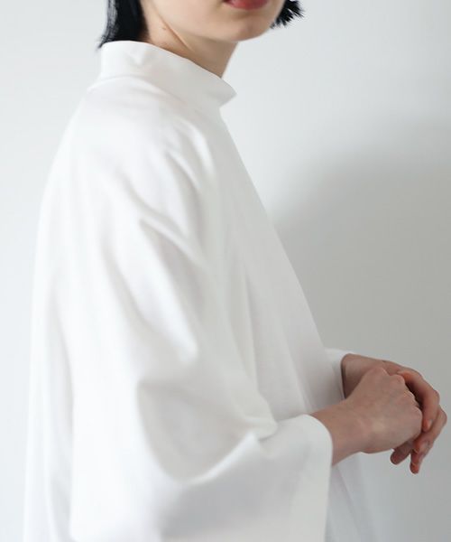 VUy.ヴウワイ.highneck knit vuy-s22-k01[WHITE]