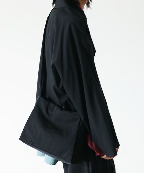 VU PRODUCT.ヴウプロダクト.vu-product-B07[BLACK].sash bag small