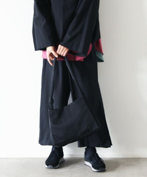 VU PRODUCT.ヴウプロダクト.vu-product-B07[BLACK].sash bag small