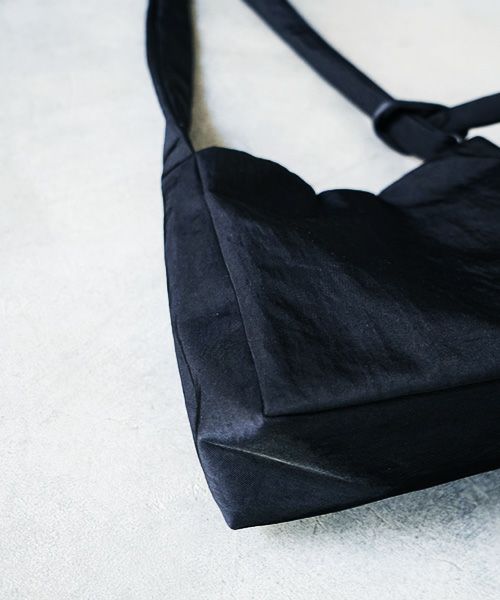 VU PRODUCT.ヴウプロダクト.vu-product-B07[BLACK].sash bag small