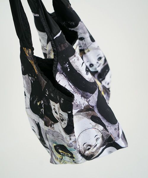 AHCAHCUM×TOO HAJIMU.ナク女エコバッグ:i