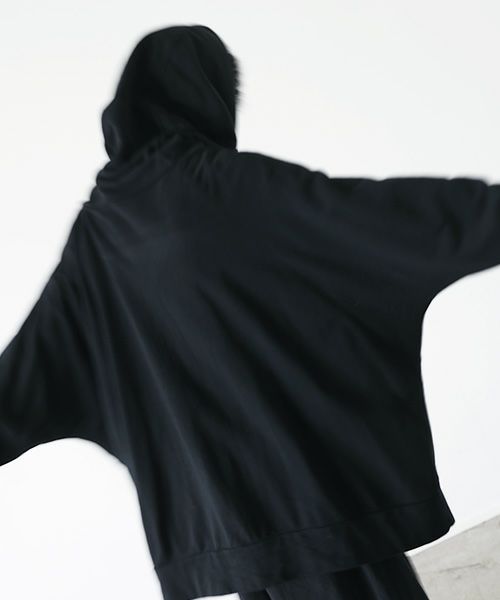 VU.ヴウ.dyed hoody vu-s22-t11[SUMI BLACK]:s_