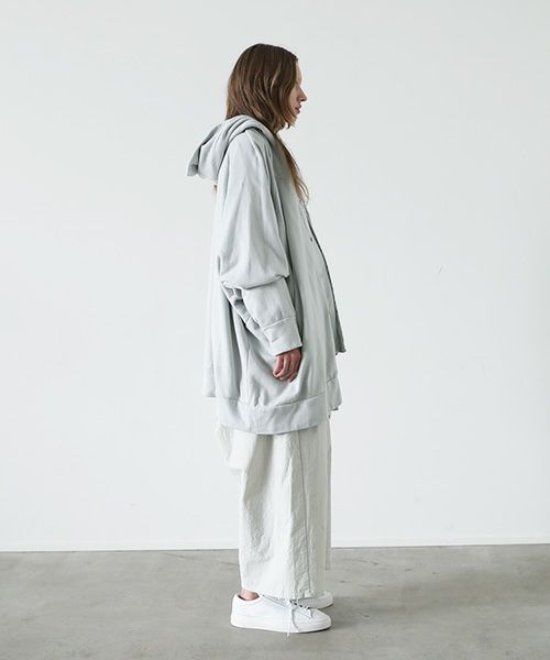 VU.ヴウ.dyed hoody vu-s22-t11[CHALK]:s_