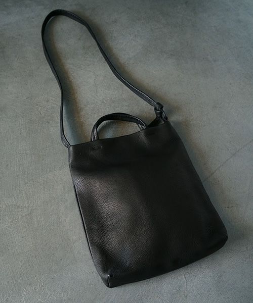 VU PRODUCT.ヴウプロダクト.vu-product-B08[BLACK].fold&toto bag