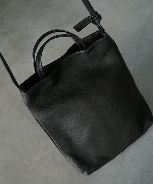 VU PRODUCT.ヴウプロダクト.vu-product-B08[BLACK].fold&toto bag