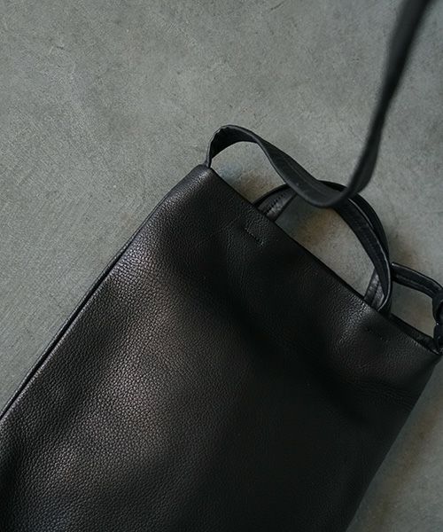 VU PRODUCT.ヴウプロダクト.vu-product-B08[BLACK].fold&toto bag