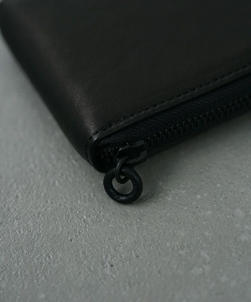 VU PRODUCT 鹿革スクエアジップウォレット ブラック｜軽くて柔らかい