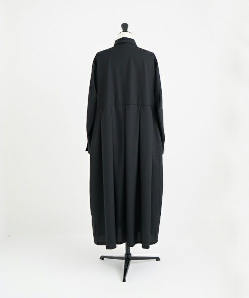 Mochi.モチ.box tuck dress [ms22-op-01/black]