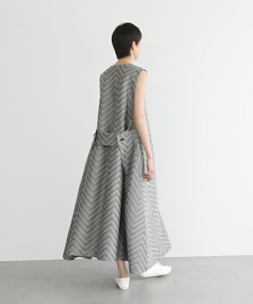 Mochi.モチ.v-neck belt dress [ms22-op-02/green grey]