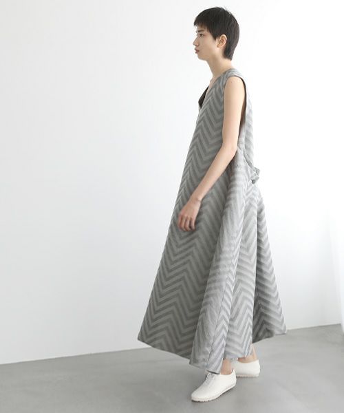 Mochi.モチ.v-neck belt dress [ms22-op-02/green grey]