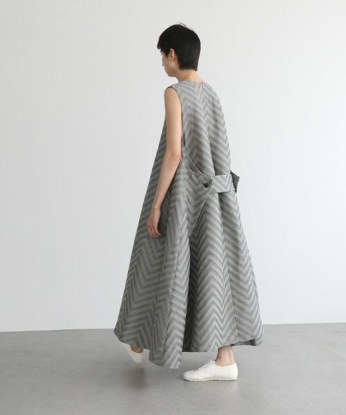 Mochi.モチ.v-neck belt dress [ms22-op-02/green grey]