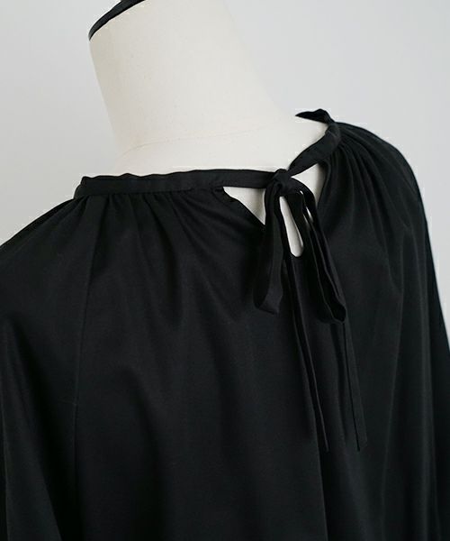 Mochi.モチ.dolman sleeve blouse [ms22-b-01/black]