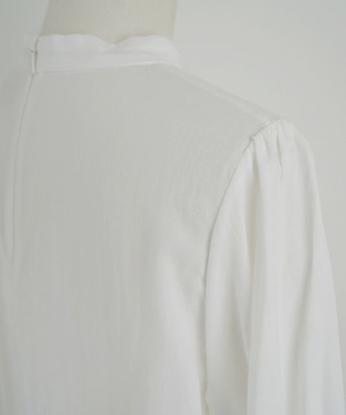 Mochi.モチ.gather blouse(organic cotton) [ms22-b-02/white]
