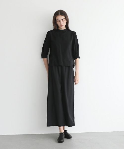 Mochi.モチ.gather blouse(organic cotton) [ms22-b-02/black]