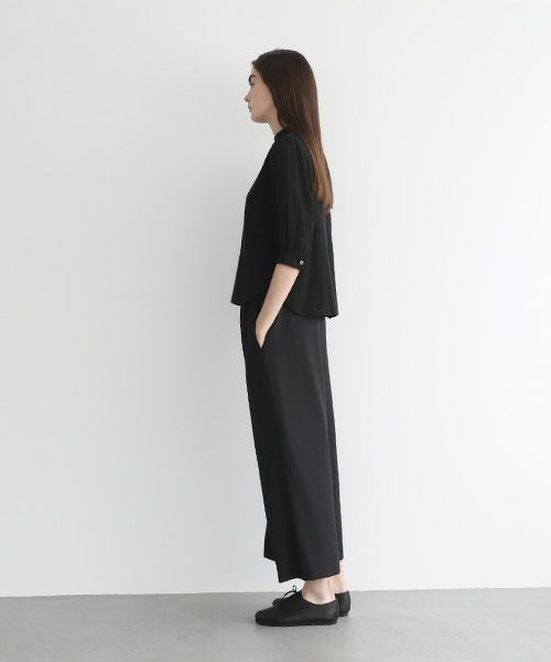 Mochi.モチ.gather blouse(organic cotton) [ms22-b-02/black]