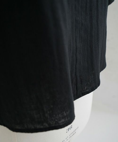 Mochi.モチ.gather blouse(organic cotton) [ms22-b-02/black]