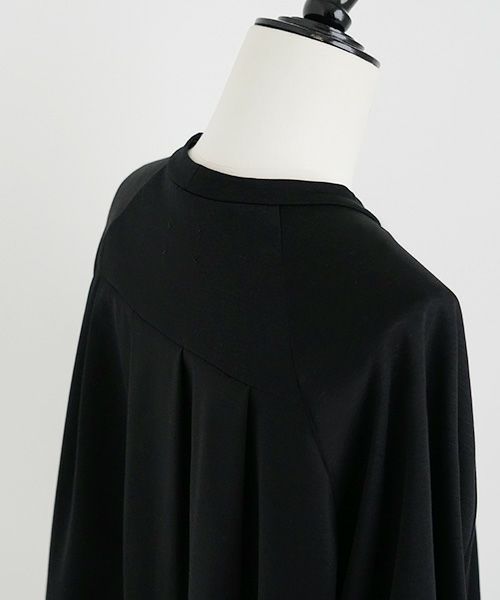 Mochi.モチ.raglan sleeve t-shirt [ms22-to-02/black]
