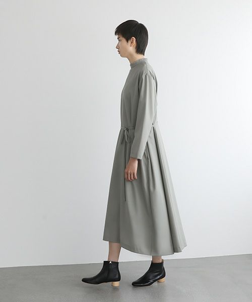 Mochi.モチ.high neck dress [mo-op-01-/green grey]