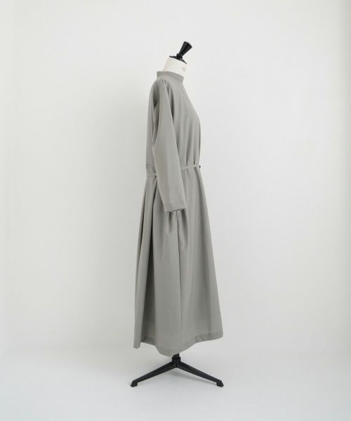 Mochi.モチ.high neck dress [mo-op-01-/green grey]