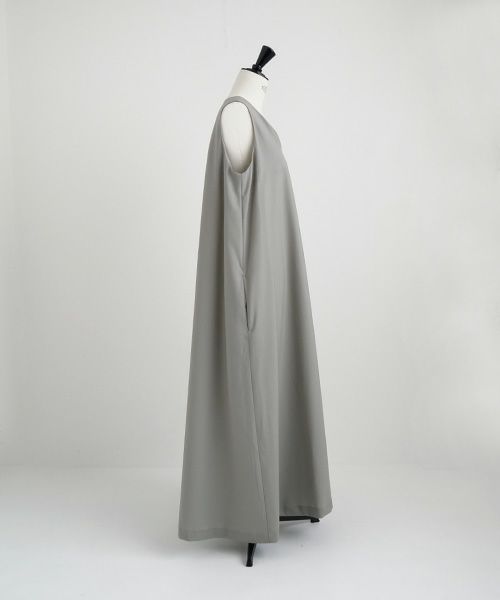 Mochi.モチ.v-neck dress [mo-op-02-/green grey]