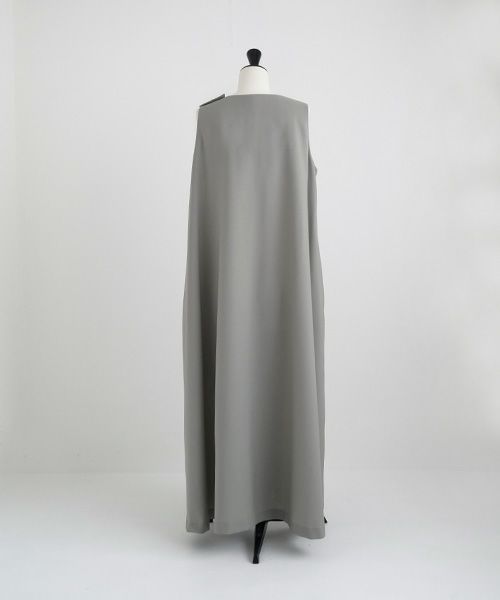 Mochi.モチ.v-neck dress [mo-op-02-/green grey]