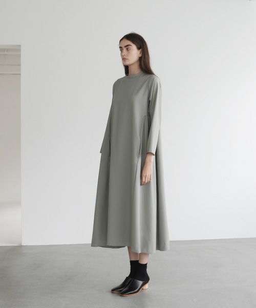 Mochi.モチ.trapeze dress [mo-op-03-/green grey]