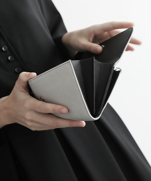 Mochi.モチ.long wallet [ma-pro-09-/grey green]