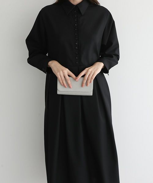 Mochi.モチ.long wallet [ma-pro-09-/grey green]