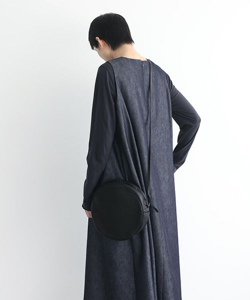 Mochi.モチ.circle shoulder bag [ma-pro-10-/black]