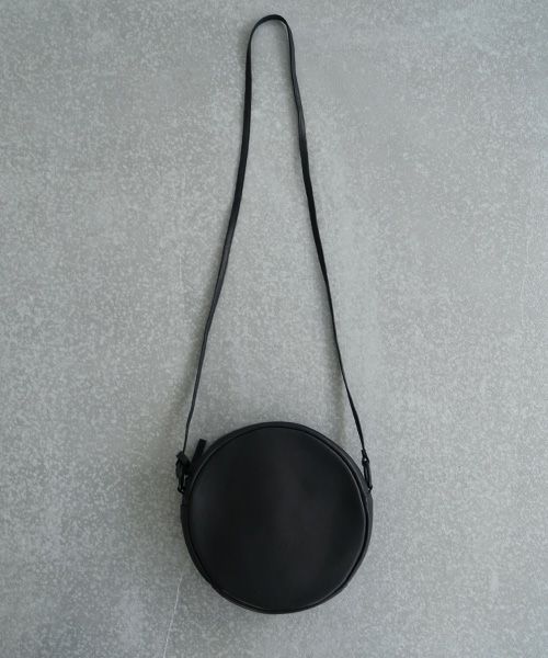 Mochi.モチ.circle shoulder bag [ma-pro-10-/black]