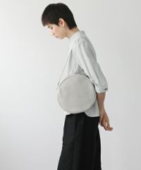 Mochi.モチ.circle shoulder bag [ma-pro-10-/grey green・]