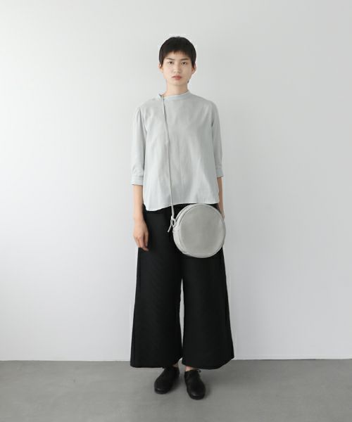 Mochi.モチ.circle shoulder bag [ma-pro-10-/grey green・]