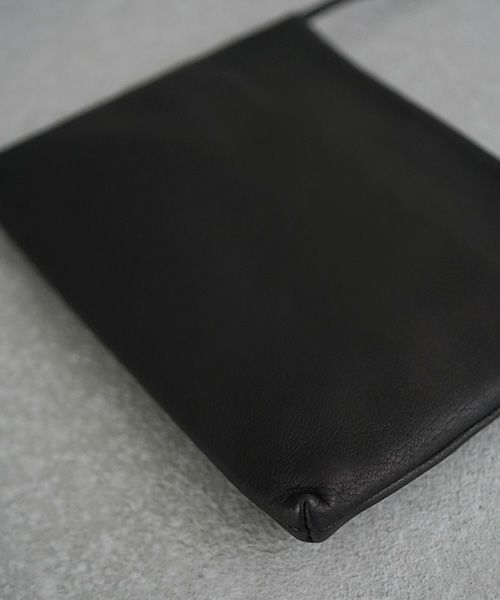 Mochi.モチ.horizontal bag [ma-pro-11/black]