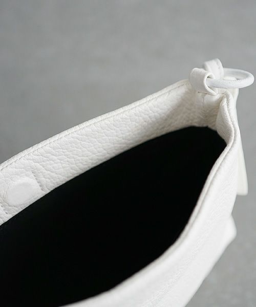Mochi.モチ.horizontal bag [ma-pro-11/white]