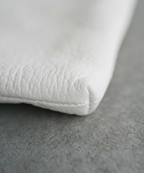 Mochi.モチ.horizontal bag [ma-pro-11/white]