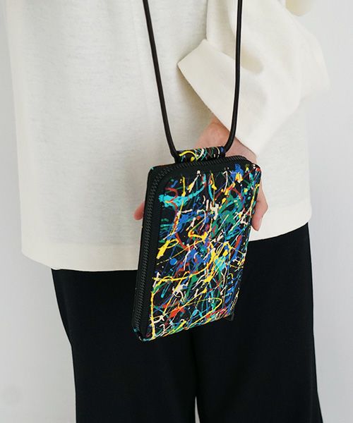 macromauro マクロマウロ.SPLASH SHOULDER WALLET [BLACK]_