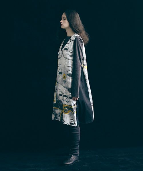 TOO HAJIMU.トヲハジム.眠子v-neck one piece [TOO-001-04 - 眠子×black/sa]