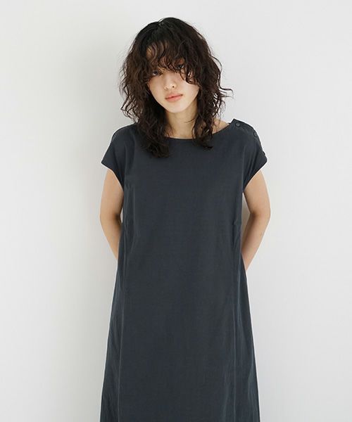 Mochi / home&miles.モチ / ホーム＆マイルズ.flare one piece [sumi]