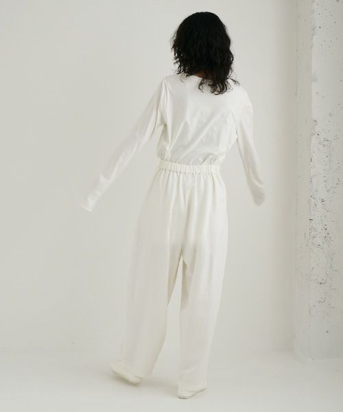 Mochi / home&miles.モチ / ホーム＆マイルズ.volume tuck pants [off white]