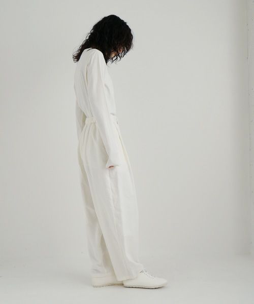 Mochi / home&miles.モチ / ホーム＆マイルズ.volume tuck pants [off white]