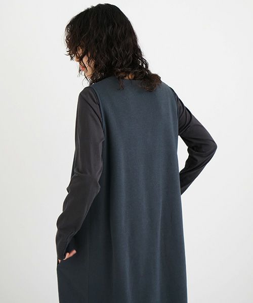 Mochi / home&miles.モチ / ホーム＆マイルズ.v-neck one piece [sumi]