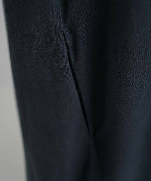 Mochi / home&miles.モチ / ホーム＆マイルズ.v-neck one piece [sumi]