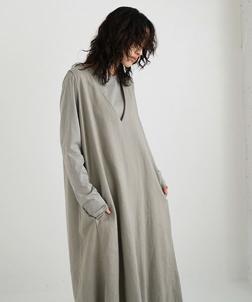 Mochi / home&miles.モチ / ホーム＆マイルズ.v-neck one piece [mud grey]