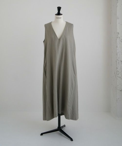 Mochi / home&miles.モチ / ホーム＆マイルズ.v-neck one piece [mud grey]