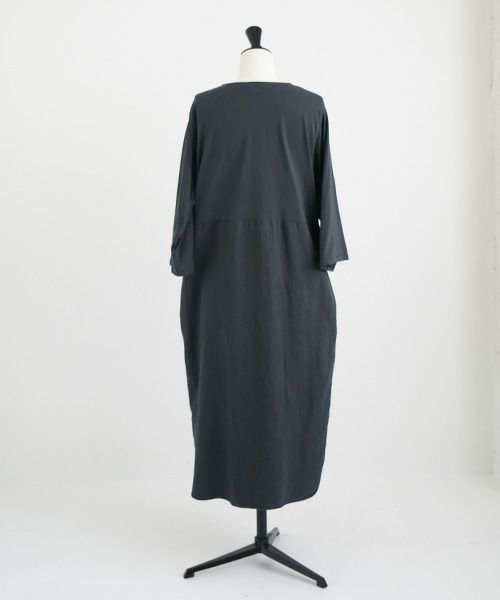 Mochi / home&miles.モチ / ホーム＆マイルズ.organic cotton ＆ linen layered one piece [sumi]