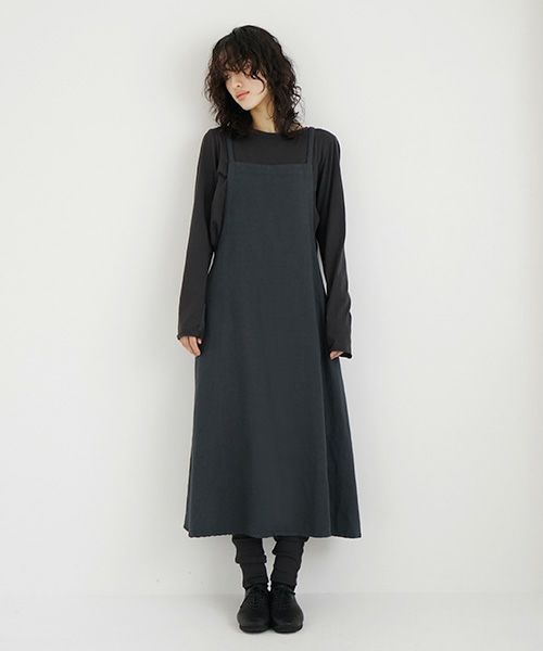 Mochi / home&miles.モチ / ホーム＆マイルズ.jumper skirt [sumi]