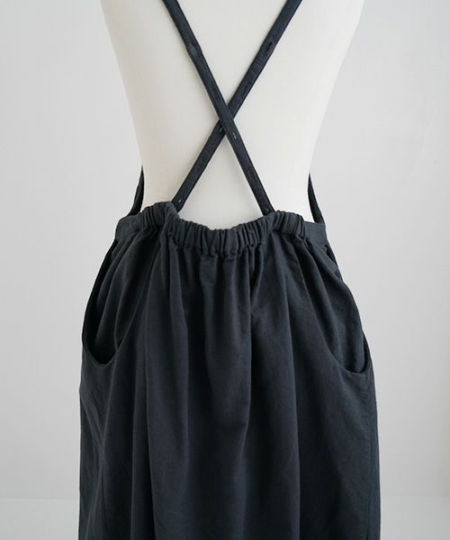 Mochi / home&miles.モチ / ホーム＆マイルズ.jumper skirt [sumi]