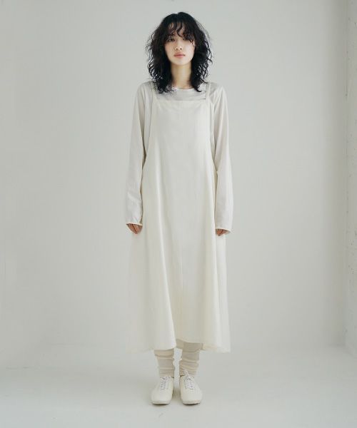 Mochi / home&miles.モチ / ホーム＆マイルズ.jumper skirt [off white]