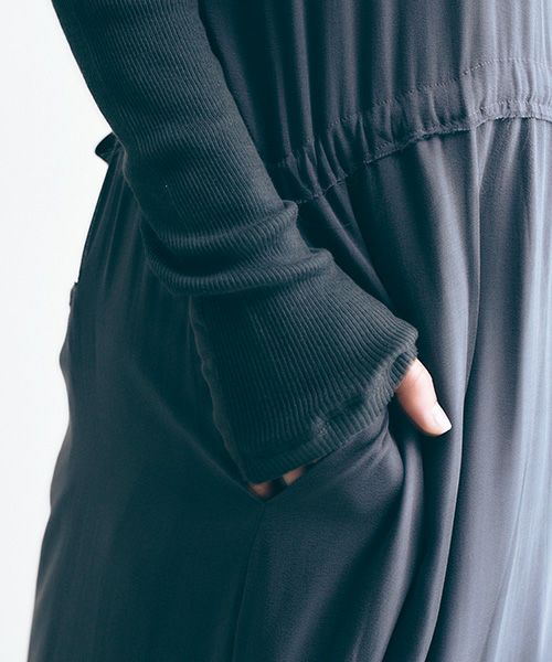 KristenseN DU NORD.クリステンセンドゥノルド.ONE PIECE [221-11744/A-127/09 Graphite]